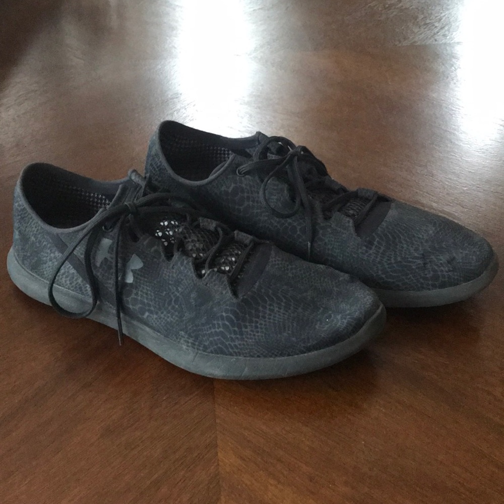 Under Armour Speedform Tennis Shoes